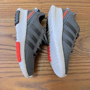 Like new adidas cloudfoam kids sneakers!